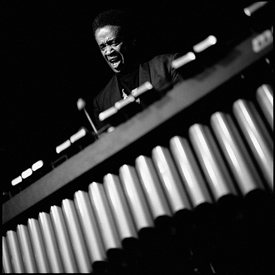 雷維史達-Bobby Hutcherson 雷維史達-Bobby Hutcherson 60x50cm
